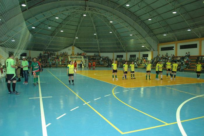Read more about the article Departamento de Esportes e CME de Vargeão finalizam Campeonato Municipal de Futsal