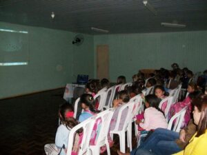 Read more about the article Mais de 400 alunos de Passos Maia assistem a filmes em mostra de cinema