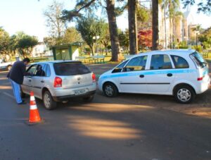 Read more about the article Xaxim: Departamento de Trânsito promove blitz educativa para conscientizar motoristas, pedestres e ciclistas