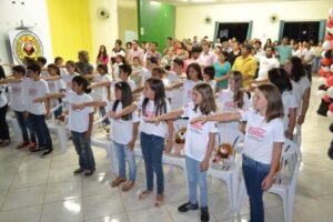 Read more about the article Crianças de Ouro Verde dizem não às drogas na Formatura do Proerd