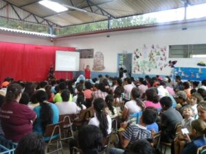 Read more about the article Nutricionistas realizam palestras e finalizam atividades em escolas de Passos Maia