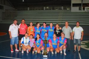 Read more about the article Xaxim premia campeões do Campeonato Municipal de futebol de Salão
