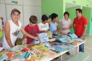 Read more about the article Xaxim adquire livros para o Ceaca