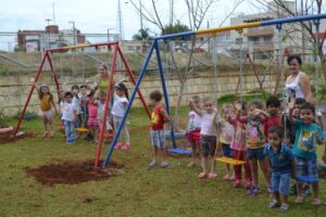 Read more about the article Prefeitura revitaliza parques para educação infantil em Abelardo Luz