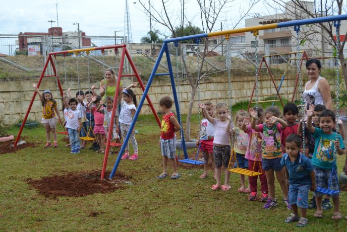 You are currently viewing Prefeitura revitaliza parques para educação infantil em Abelardo Luz