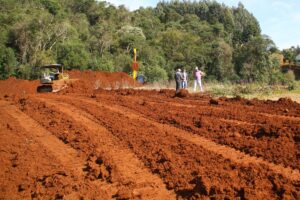 Read more about the article Iniciada terraplanagem para construção de escola de R$ 3,5 milhões em Ponte Serrada