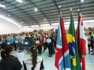 Read more about the article Jogos de Integração Escolar reúnem 170 alunos em Passos Maia