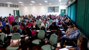 Read more about the article Educadores de Abelardo Luz participam de curso de formação continuada em Chapecó