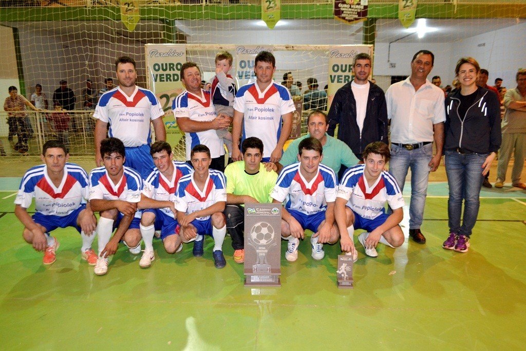 You are currently viewing Equipe “Os Brancher” sagra-se campeã do Futsal Masculino 2015