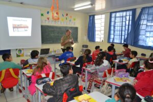 Read more about the article Alunos da rede pública de ensino de Abelardo Luz recebem aula do PROERD