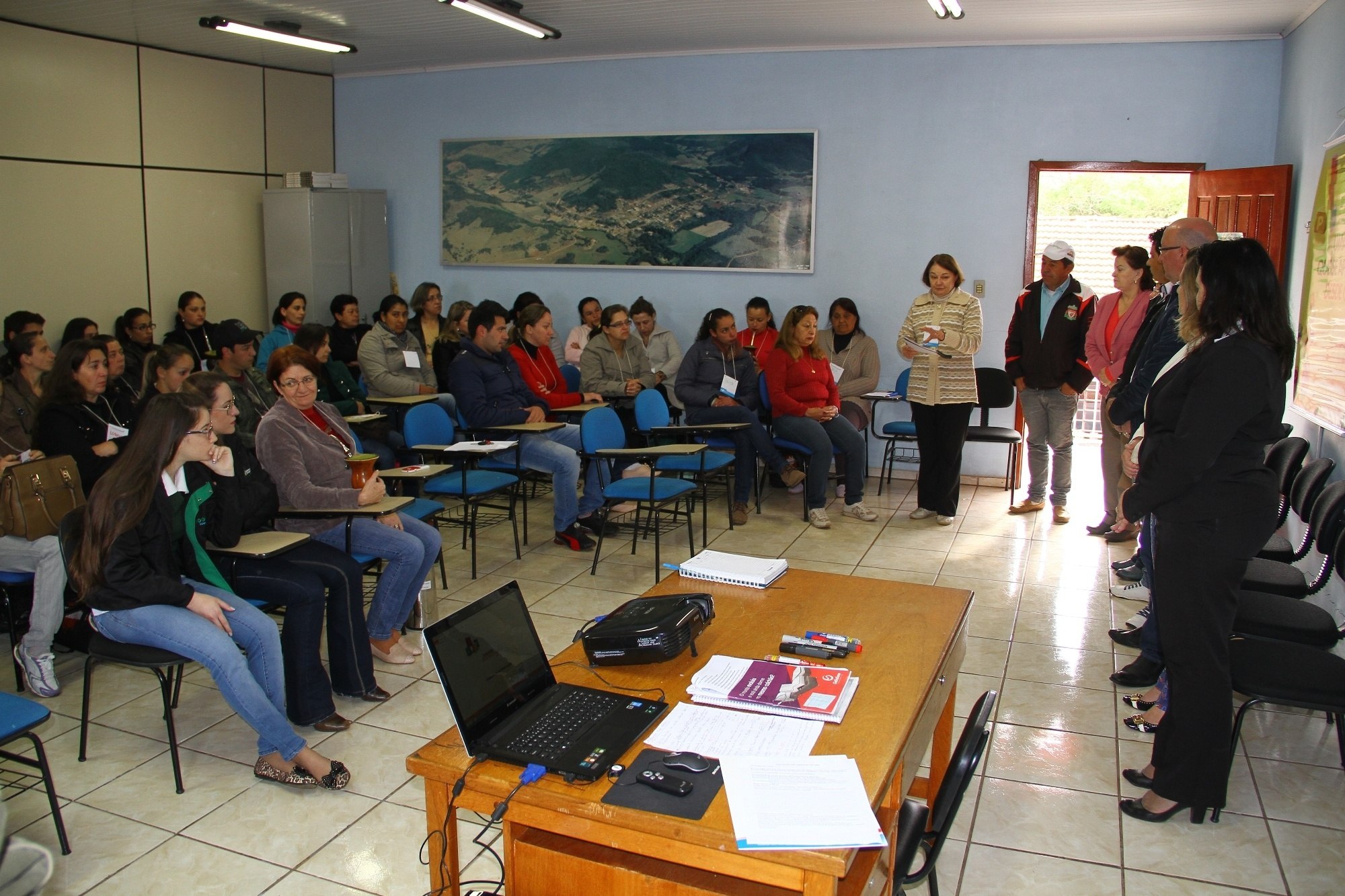 You are currently viewing Projeto vai estimular mais de 500 alunos ao empreendedorismo em Passos Maia