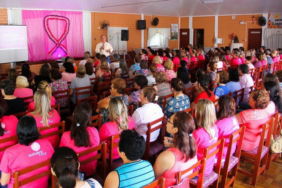 Read more about the article Mulheres participam de palestra sobre Outubro Rosa em Ponte Serrada
