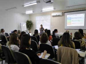 Read more about the article Formação de Agentes do PNAE é realizada na AMAI