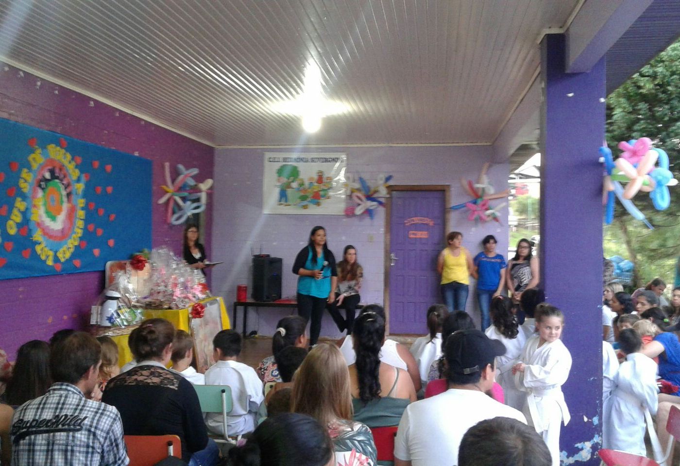 You are currently viewing Noite da família na escola é acompanhada por dezenas de pais em Ponte Serrada