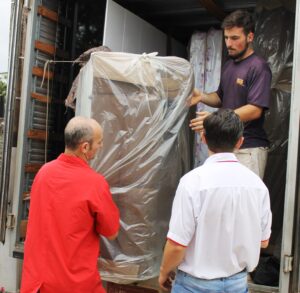Read more about the article Prefeitura entrega móveis para atingidos pelo tornado