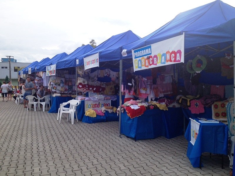 You are currently viewing Feira do Artesanato em Faxinal dos Guedes