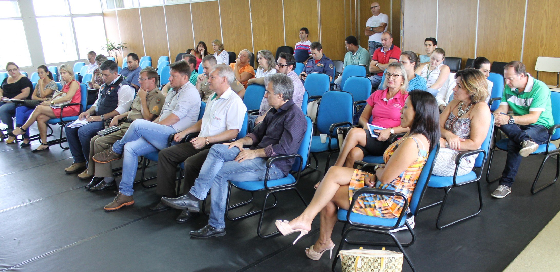 Read more about the article Sala Municipal envolve entidades no combate à Dengue