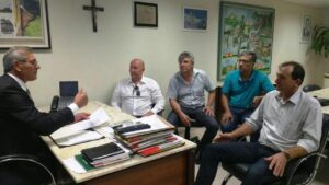 Read more about the article Prefeito e vice de Passos Maia encaminham mais de R$ 1 milhão durante viagem a Florianópolis