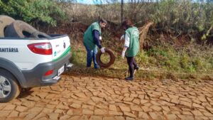 Read more about the article Vigilância Sanitária de Xaxim recolhe pneus velhos