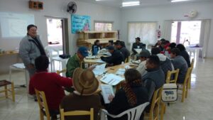 Read more about the article Agricultores de Ouro Verde iniciam curso do Programa Negócio Certo Rural