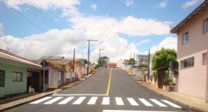 Read more about the article Mais ruas recebem pavimentação em Faxinal dos Guedes