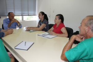 Read more about the article Prefeito recebe representantes do Sindicato dos Servidores Públicos Municipais