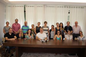 Read more about the article Governo de Xaxim empossa membros do Conselho Municipal de Habitação