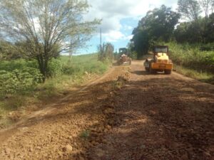 Read more about the article Prefeitura de Xaxim segue com trabalho de recuperação emergencial das estradas do interior