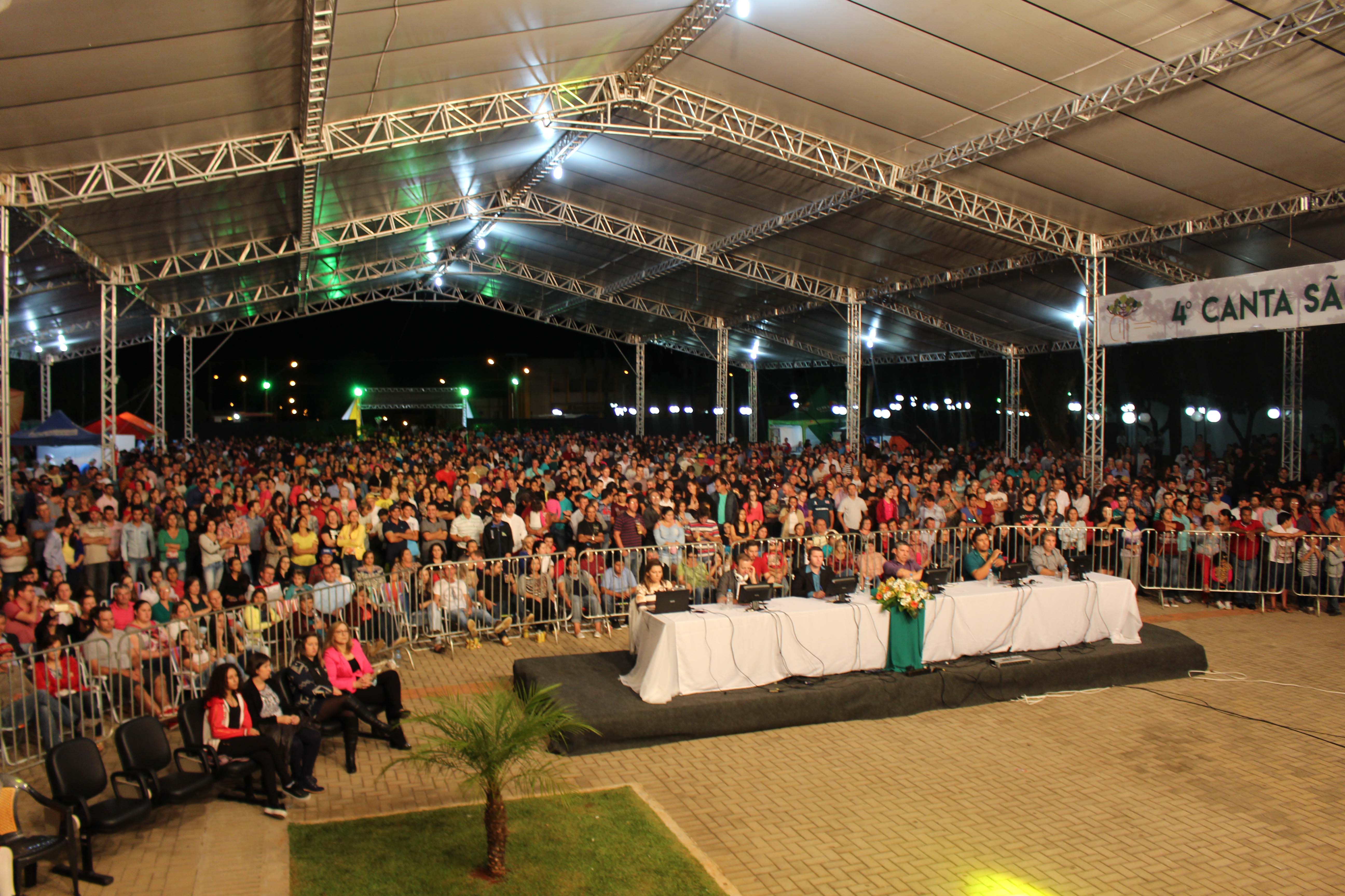 You are currently viewing Grande final do 4º Canta São Domingos atrai mais de cinco mil pessoas