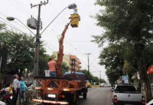 Read more about the article Prefeitura de Xaxim inicia trabalhos de recuperação da iluminação pública