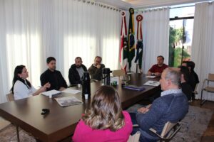 Read more about the article Vice-prefeito Adriano Bortolanza se reúne com membros do Observatório Social de Xaxim