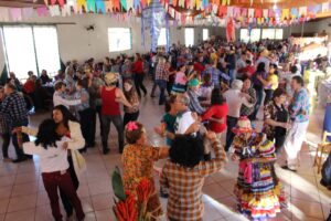 Read more about the article Idosos de São Domingos participam da 9ª Festa Junina da Terceira Idade