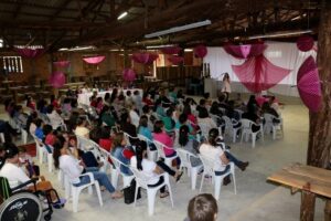 Read more about the article Palestra preventiva marca Campanha Outubro Rosa em Ouro Verde