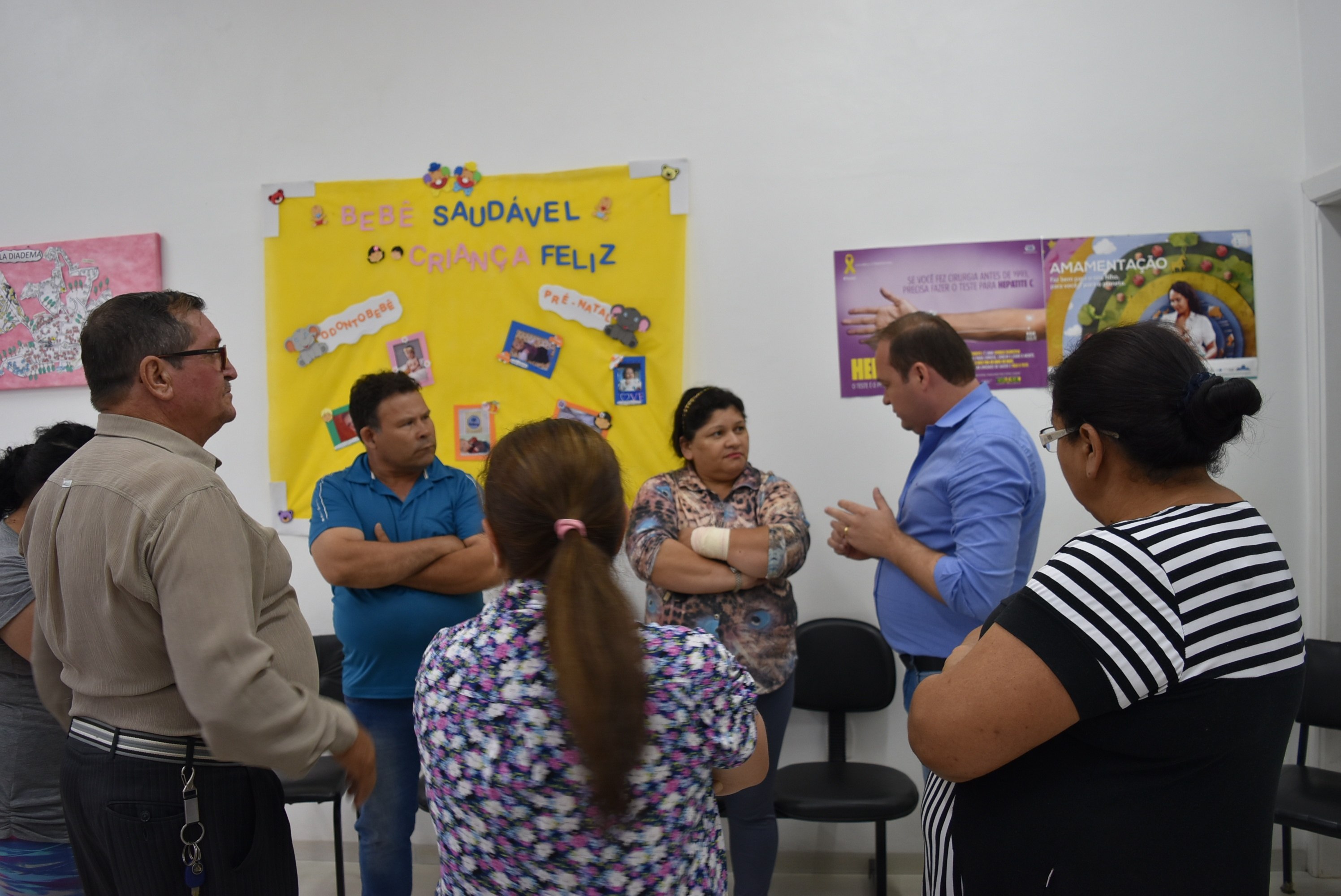 Read more about the article Municipalidade se reúne com moradores da Vila Diadema para debater questões de segurança da Unidade de Saúde local