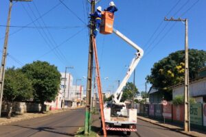 Read more about the article Prefeitura define cronograma de manutenção da iluminação pública nos bairros