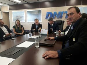 Read more about the article Trevo que liga Passos Maia a Ponte Serrada é confirmado em reunião de prefeitos com Dnit