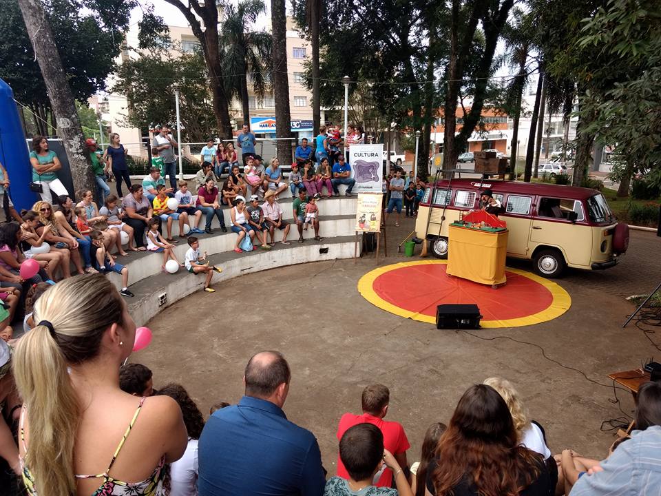 You are currently viewing Comemoração dos 64 anos de Xanxerê reúne comunidade na Praça Tiradentes