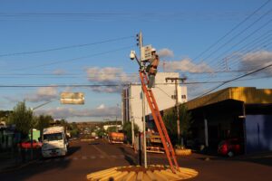 Read more about the article Câmeras de vídeomonitoramento são instaladas em São Domingos