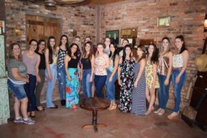 Read more about the article Rainha, princesas e recepcionistas da ExpoFemi 2018 visitam Museu do Milho