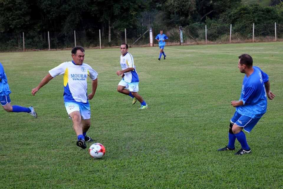 Read more about the article COMEÇA “disputado” o Campeonato Municipal de Veteranos em Abelardo Luz
