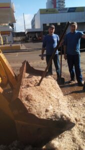 Read more about the article Município de Xaxim realiza levantamento de danos causado por vendaval e chuva de granizo