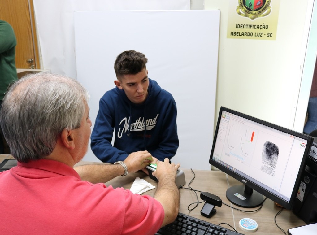 You are currently viewing IGP Abelardo Luz inicia emissão da carteira de identidade pelo sistema biométrico