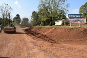 Read more about the article Melhorias das estradas continuam como prioridade da Secretaria de Obras
