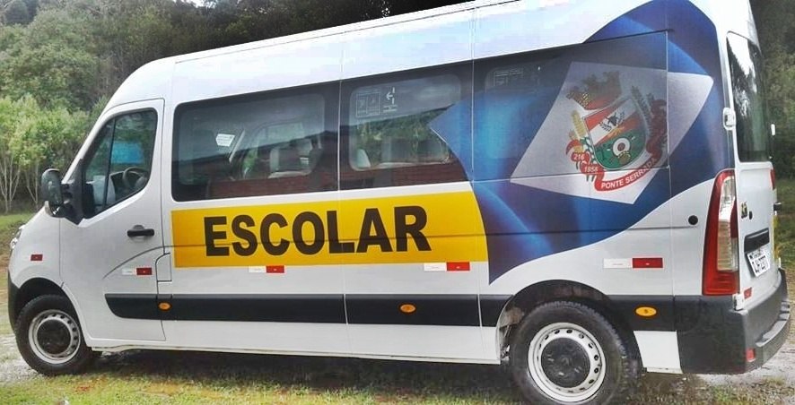 You are currently viewing Mais uma van para a Secretaria Educação