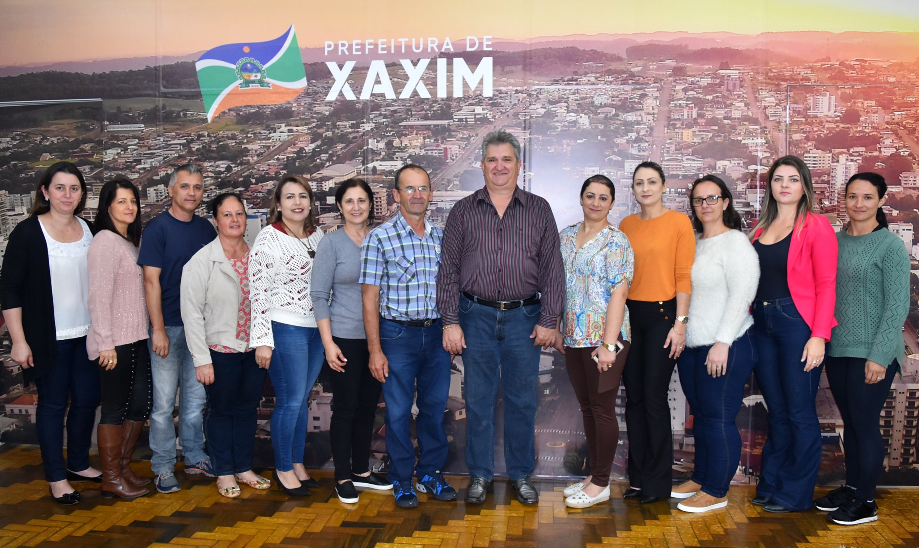 Read more about the article Xaxim empossa novos membros do Conselho Municipal de Alimentação Escolar