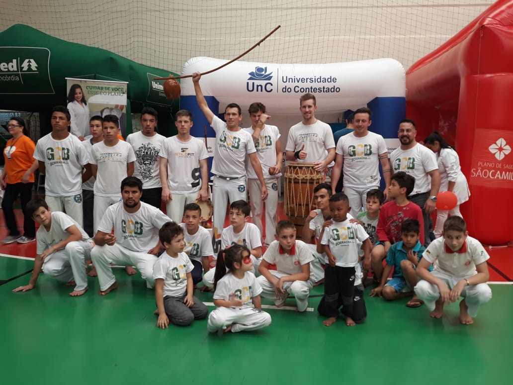 Read more about the article Alunos de Capoeira da Escola de Artes participam de evento em Concórdia