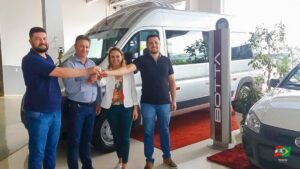 Read more about the article Vargeão investe na compra de uma van para a Secretaria de Saúde