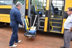 Read more about the article Xaxim recebe ônibus escolar por meio de emenda parlamentar do Deputado Federal Cesar Souza