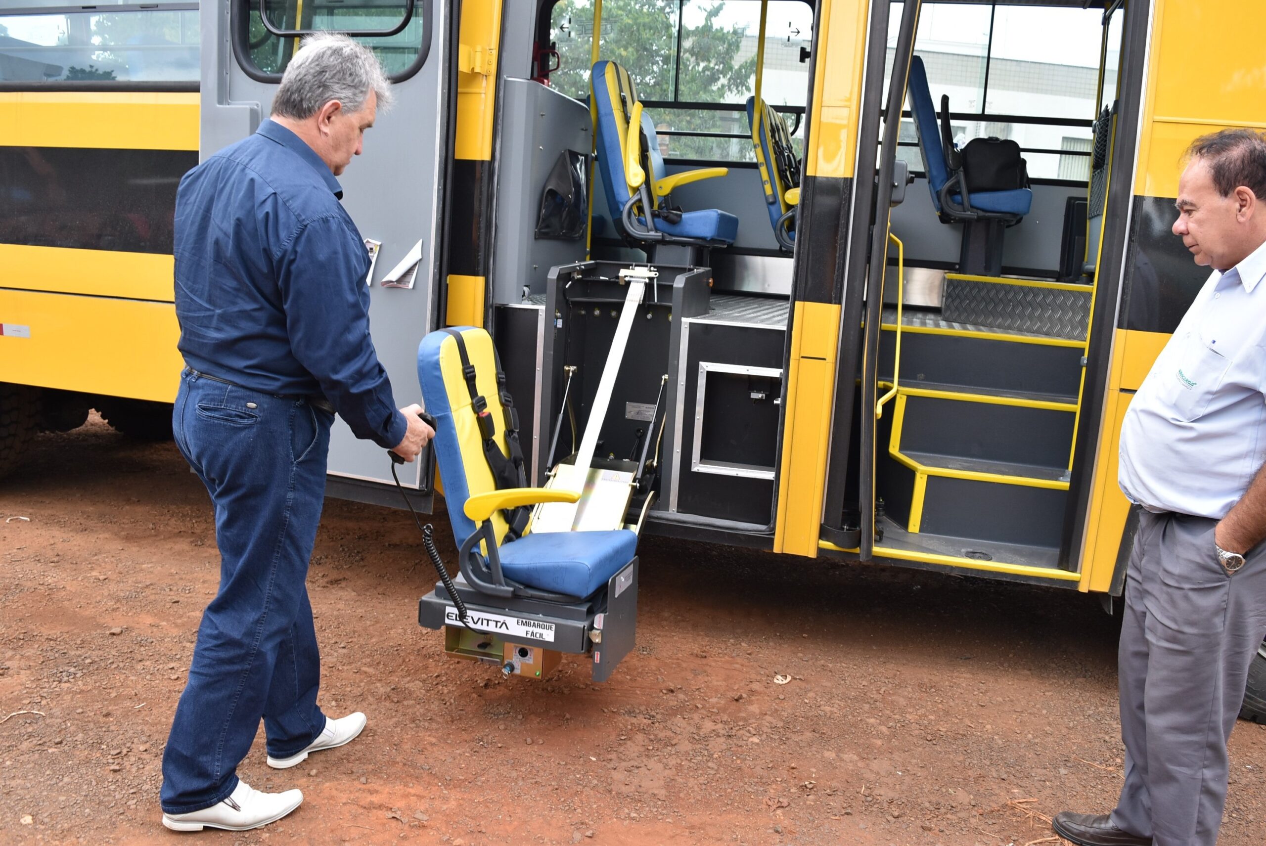 You are currently viewing Xaxim recebe ônibus escolar por meio de emenda parlamentar do Deputado Federal Cesar Souza