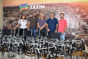 Read more about the article Xaxim adquire andadores e reforma cadeiras de rodas para gerenciamento do Rotary Club